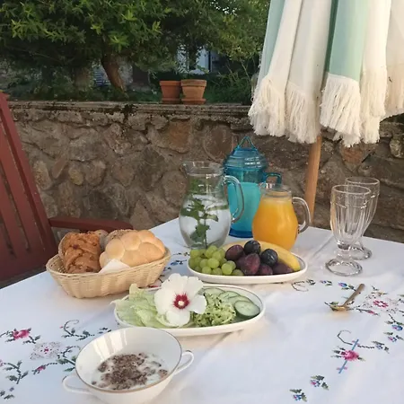 Country house 10 *